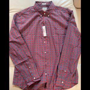 J Crew Men’s Large Untucked Organic Secret Wash Slim Fit